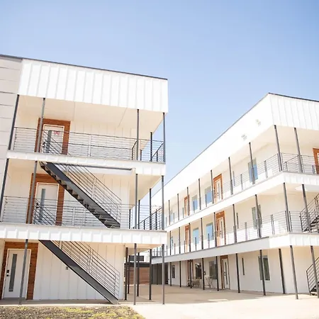 Platinum Palace 1Br 1Ba - Central Dallas Stay